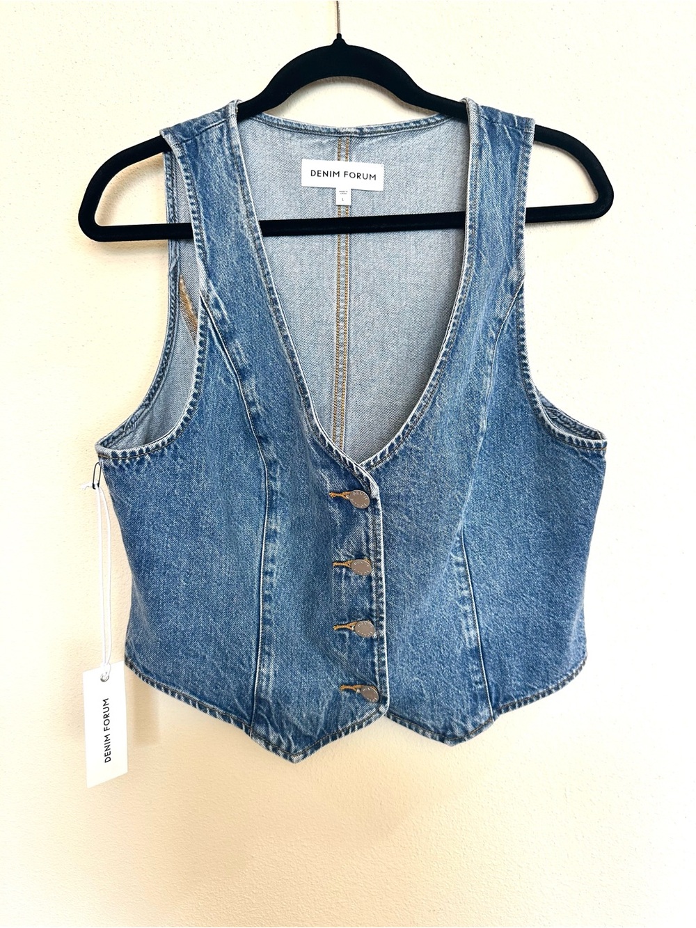Aritzia 90’s Mia Seeing Bleu Again Denim Vest in Light Blue Wash NWT